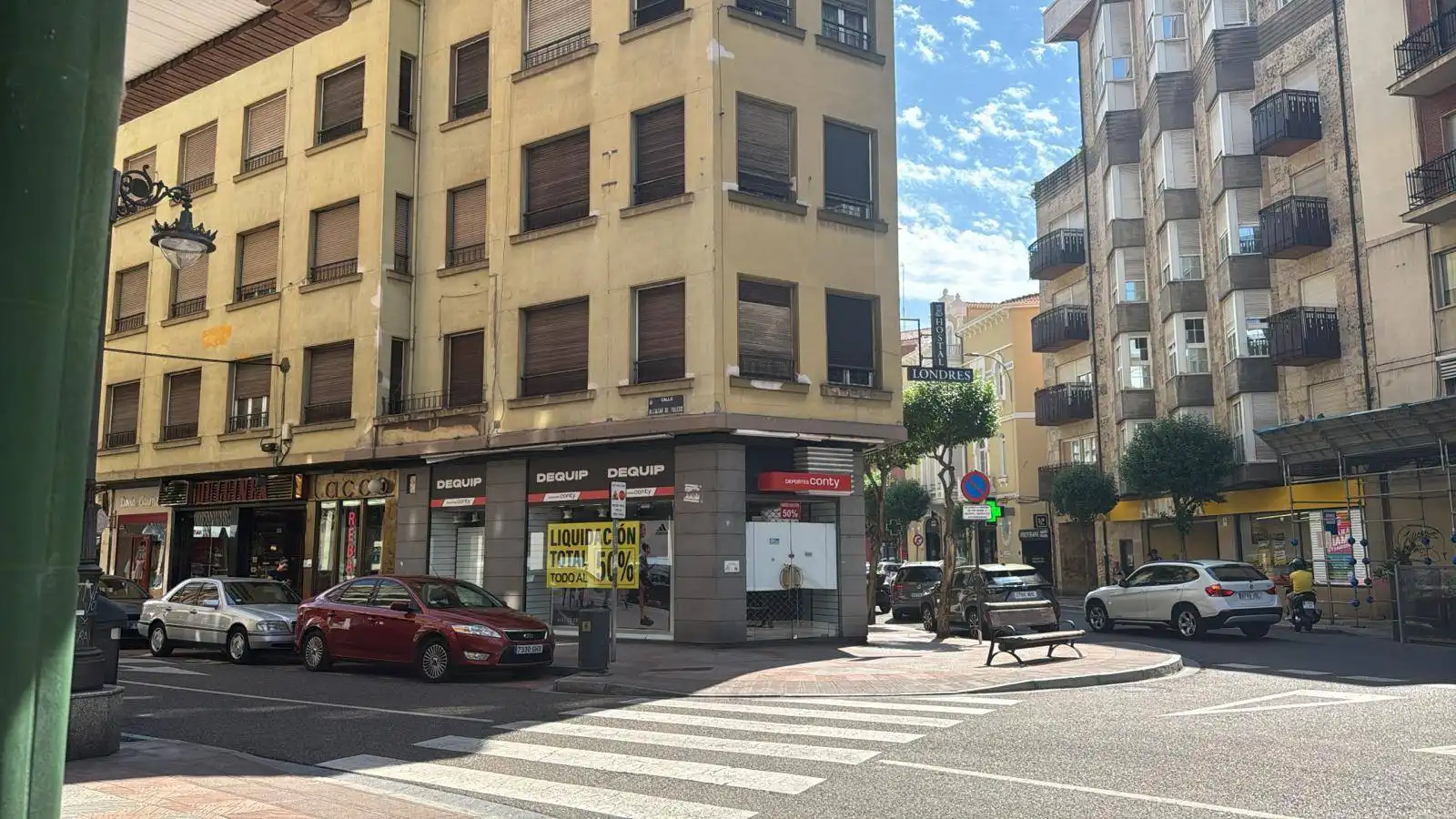 Locale commerciale in affitto a Avenida de Roma