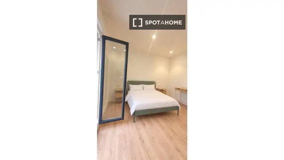 Bedroom of Flat for rent in Ciudad Lineal