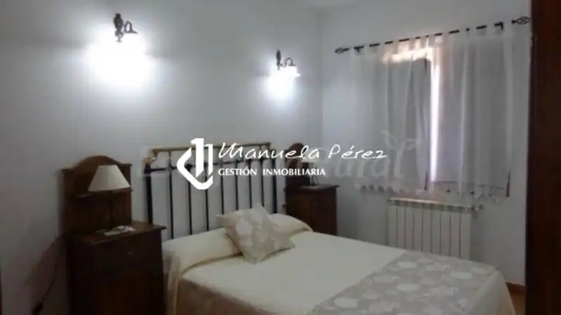 Bedroom of Country homes for sale in Cáceres  with Air Conditioner, Heating and Terrace
