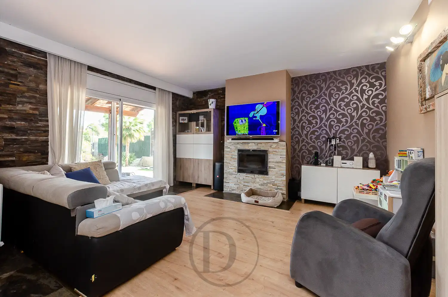 House with pool for sale in Carrer Venècia, imagen 3