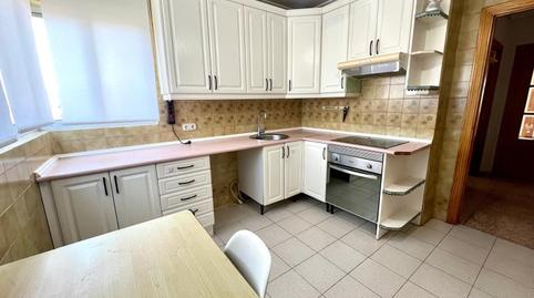 Foto 3 de Piso en venta en Los Pinos - El Pilar, Plasencia