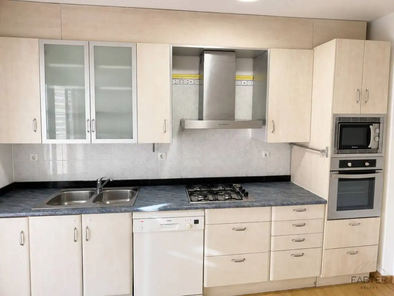 Kitchen of Flat for sale in Polinyà  with Heating, Parquet flooring and Storage room