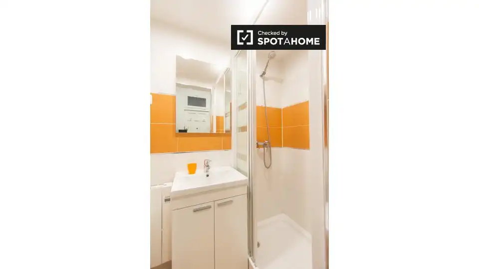 Room in Trafalgar