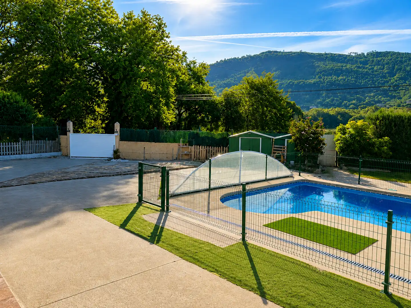 Piscina de Casa o xalet en venda en Cotobade amb Aire condicionat, Calefacció i Jardí privat