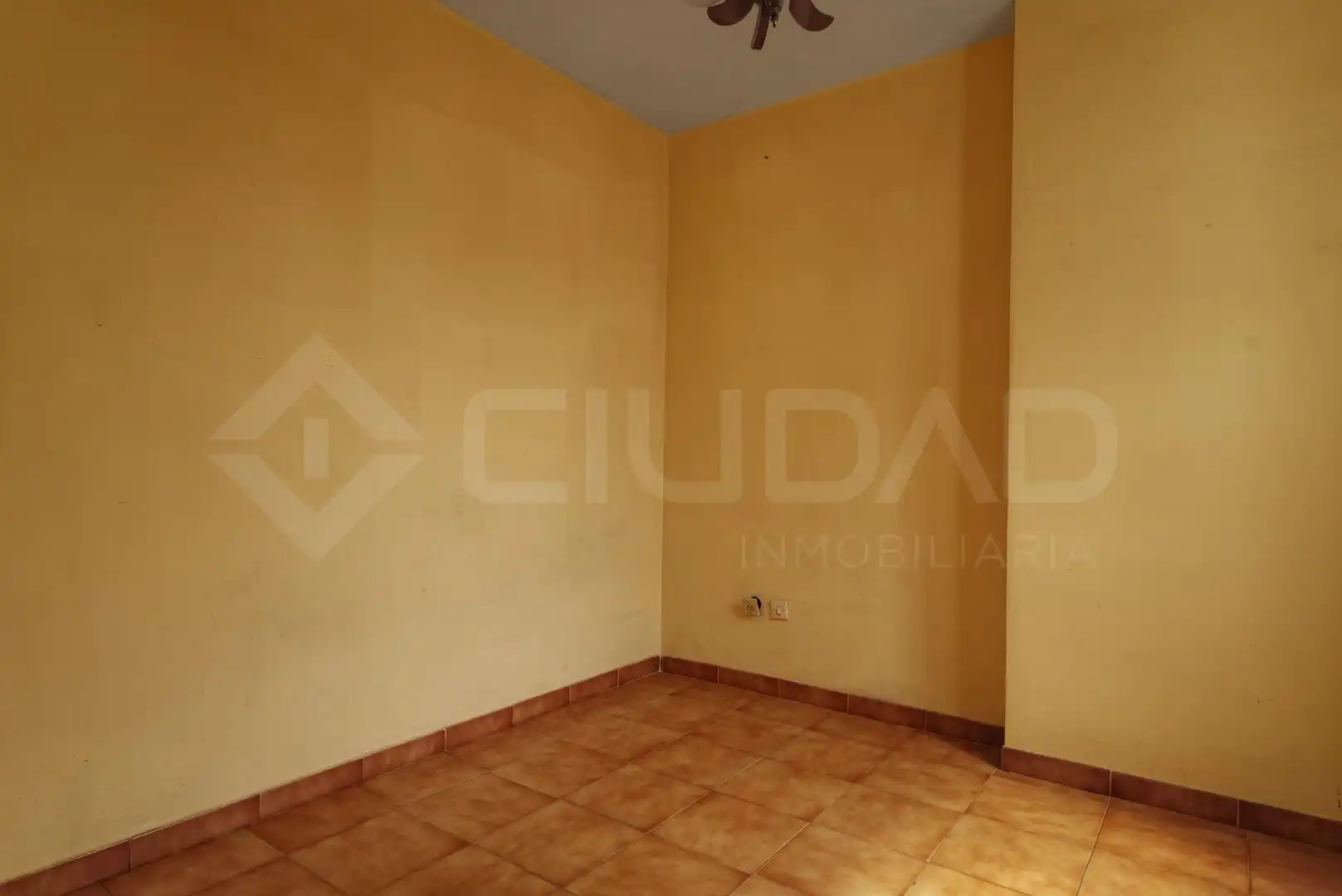 Bedroom of Detached homes for sale in Tomares  with Storage room