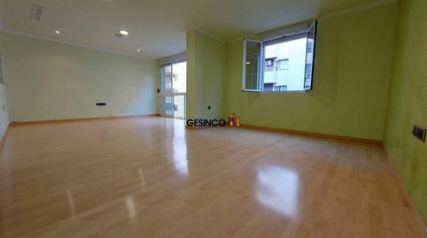 PISO EN TERCERA PLANTA EN BUEN ESTADO. CENTRO!!