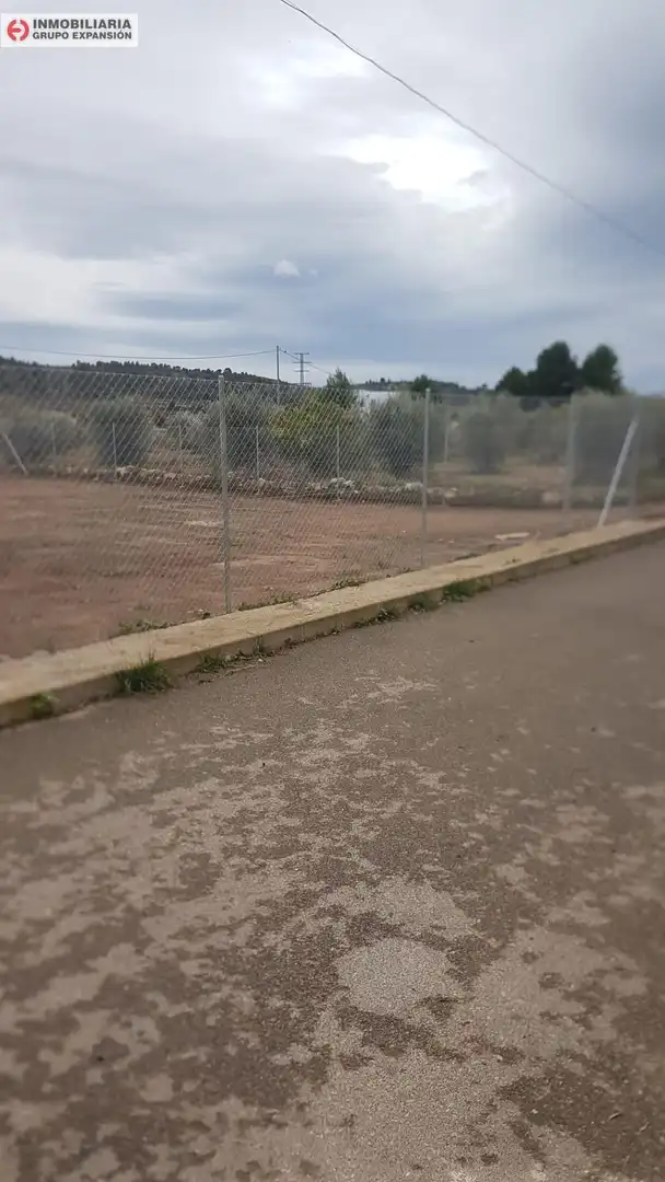 Casa o xalet en venda en El Pinós / Pinoso amb Aire condicionat, Calefacció i Jardí privat