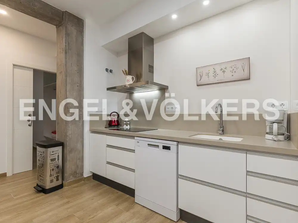 Cuina de Pis de lloguer en Valencia amb Aire condicionat, Calefacció i Parquet