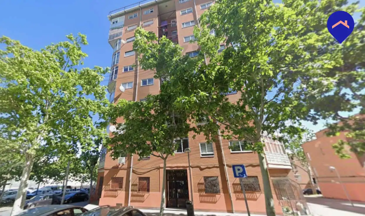 Vista exterior de Piso en venta en  Madrid Capital con Calefacción, Terraza y Balcón