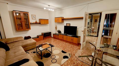 Foto 2 de Piso en venta en Carrer Príncep D'astúries, Petrer, Alicante