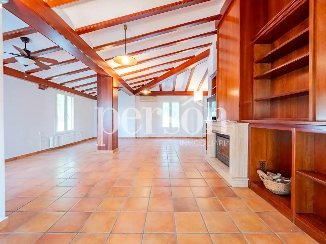 Sala d'estar de Finca rústica en venda en Bétera amb Aire condicionat, Calefacció i Jardí privat