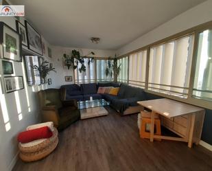 Living room of Flat to rent in  Sevilla Capital  with Air Conditioner and Heating