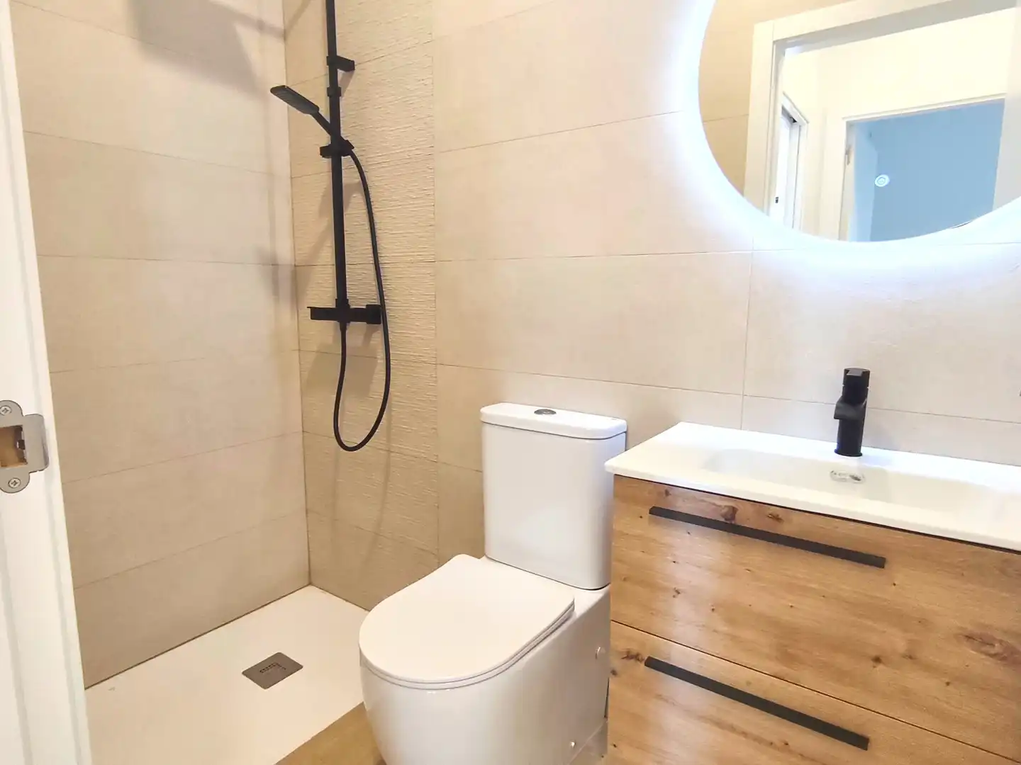 Bathroom of Houses for sale in Colmenar Viejo  with Heating and Terrace