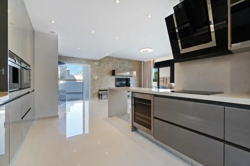 Villa mit Pool zum Verkauf in Calle Juan Marsé, imagen 9