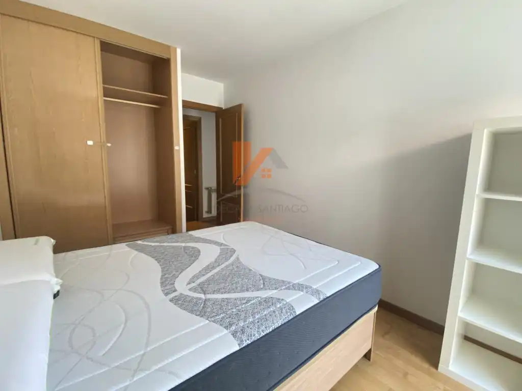 Habitación de Piso de alquiler en Santiago de Compostela  con Amueblado, Horno y Lavadora