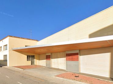 Nau industrial de lloguer a Les Creus