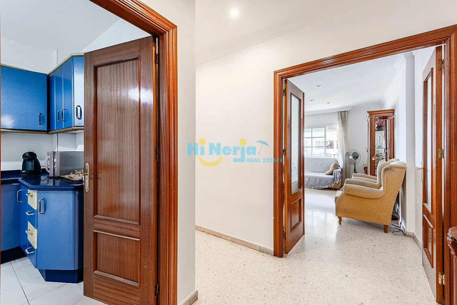 Apartamento con piscina en venta en Torre del Mar, imagen 2