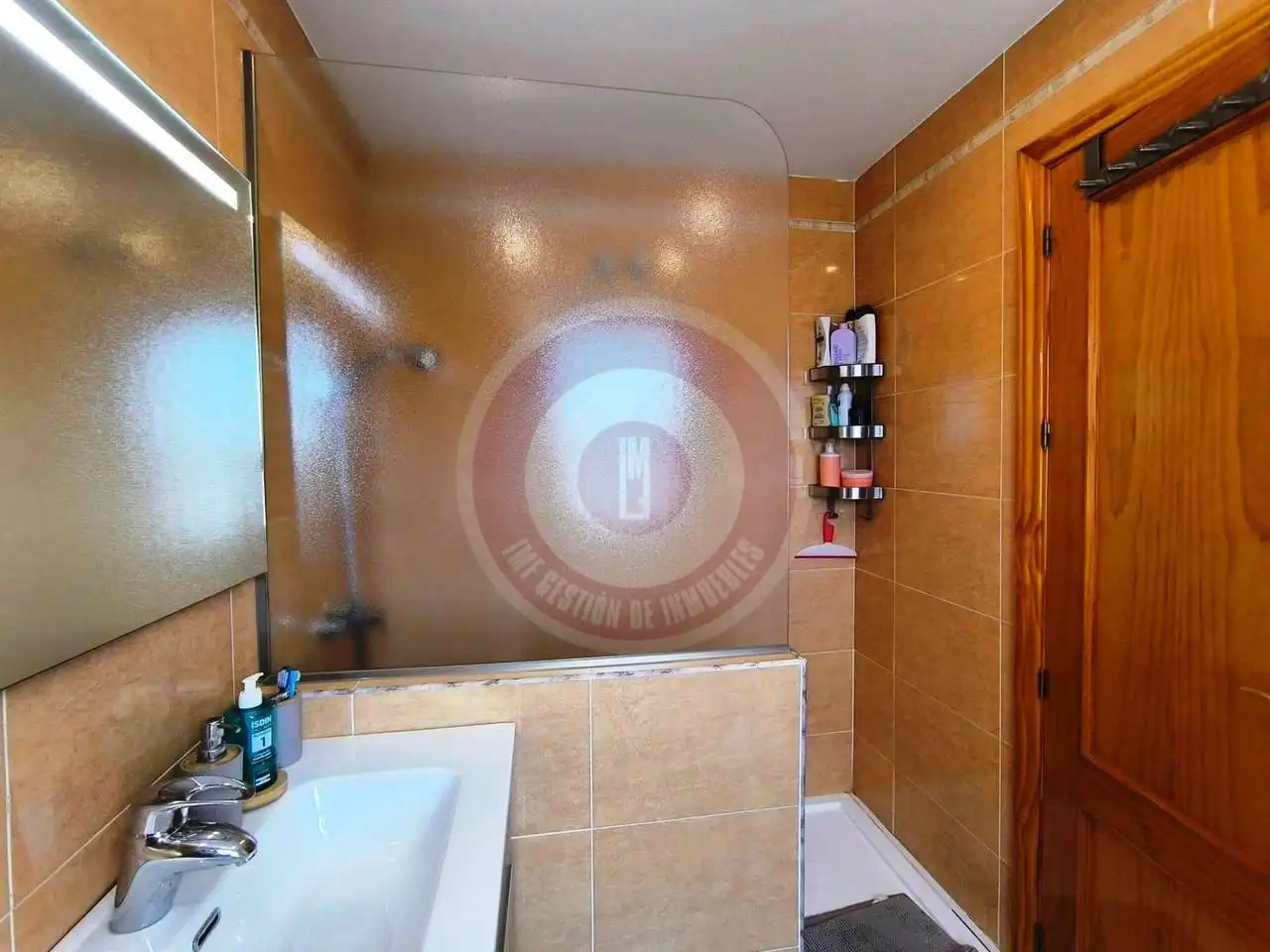 Baño de Casa adosada en venta en Vélez-Málaga con Aire acondicionado, Terraza y Balcón
