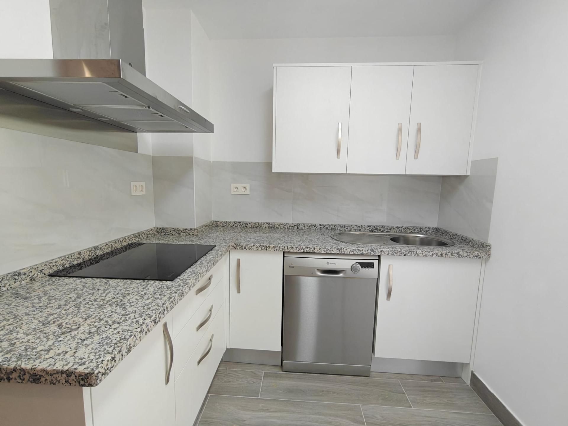 Kitchen of Attic to rent in  Granada Capital  with Heating, Terrace and Balcony