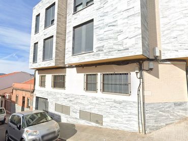 Individuel avec ascenseur à vendre à Calle María Auxiliadora 42