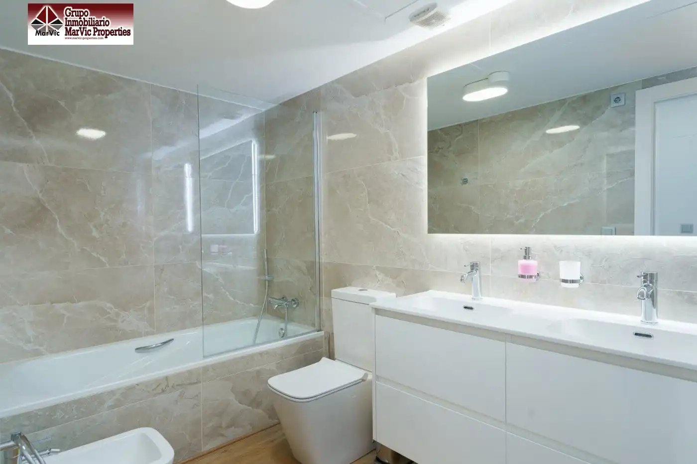Baño de Casa adosada en venta en Altea con Aire acondicionado, Calefacción y Terraza