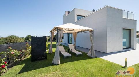 Foto 5 de Casa o chalet en venta en Calle Los Calderones, Soto de la Marina, Santa Cruz de Bezana