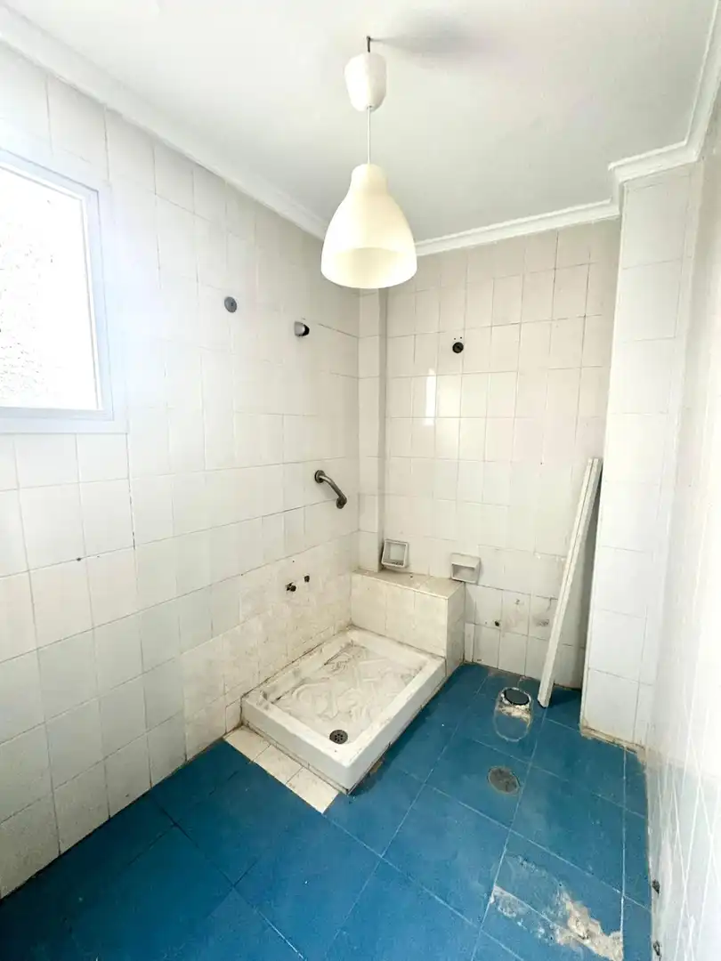 Baño de Piso en venta en Málaga con Terraza y Balcón