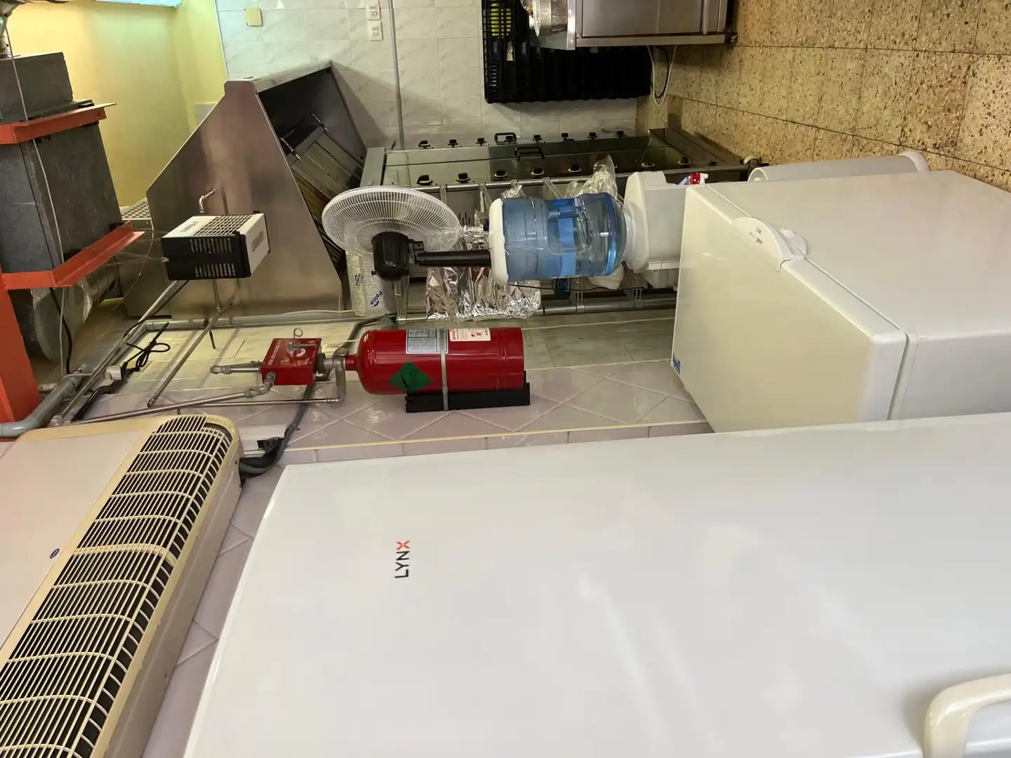 Küche von Geschaftsraum zur Miete in Cornellà de Llobregat