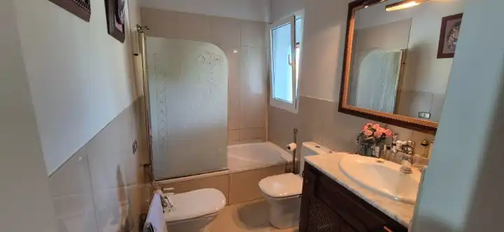 Bathroom of Houses for sale in San Cristóbal de la Laguna  with Private garden, Terrace and Storage room