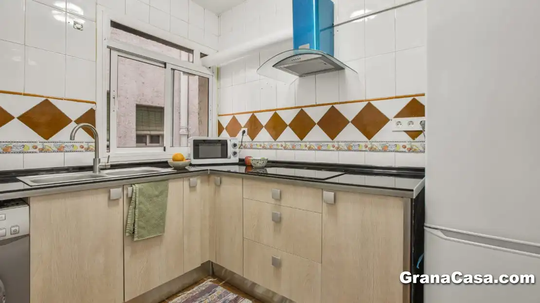 Kitchen of Flat for rent in Maracena  with Air Conditioner, Heating and Furnished