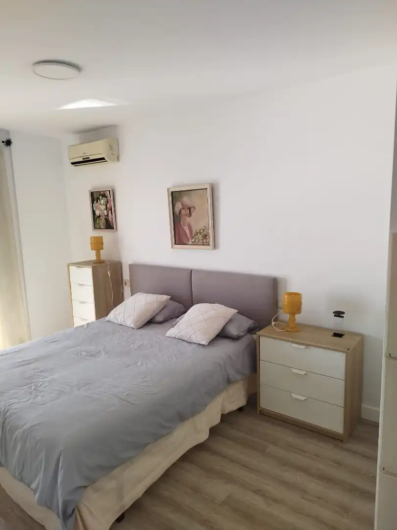 Habitación de Piso de alquiler en Las Gaviotas  - Carvajal