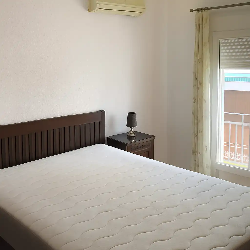 Bedroom of Flat for sale in  Granada Capital  with Balcony
