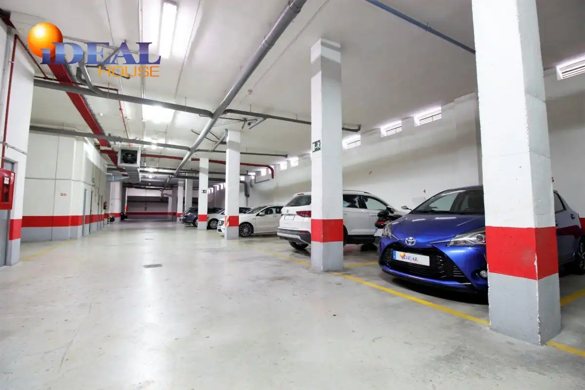 Parking of Flat for rent in Maracena  with Heating, Terrace and Furnished