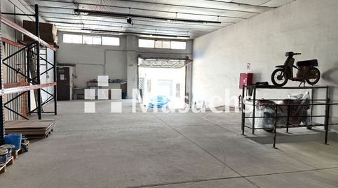 Foto 4 von Fabrikhallen zur Miete in Egara, Terrassa