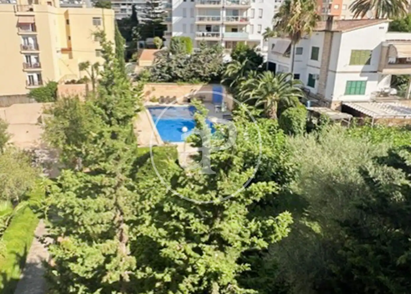 Attic for rent in Cala Major