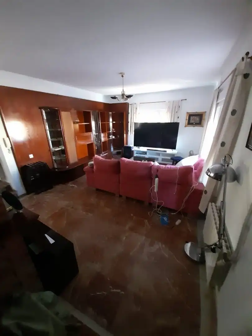 Sala d'estar de Casa o xalet en venda en El Puerto de Santa María amb Jardí privat, Traster i Piscina