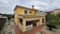 Exterior view of House or chalet for sale in  Córdoba Capital  with Air Conditioner, Heating and Community pool