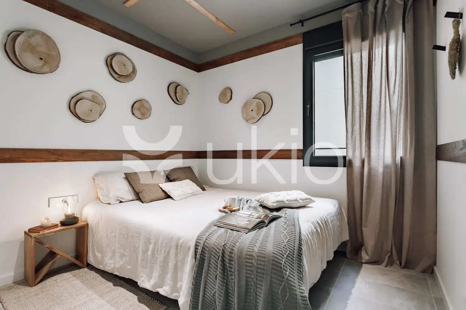 Schlafzimmer von Wohnungen zur Miete in Barcelona mit Klimaanlage, Möbliert und Ofen
