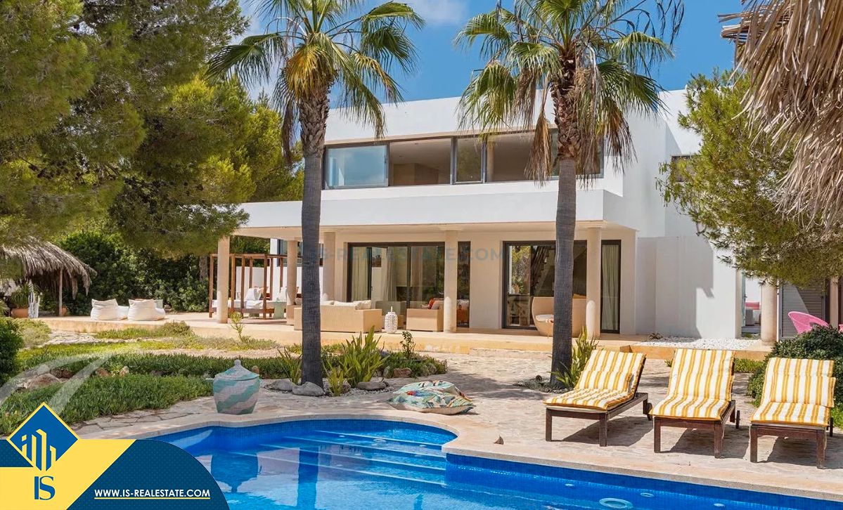 Vista exterior de Casa o xalet en venda en Formentera amb Terrassa, Piscina i Moblat