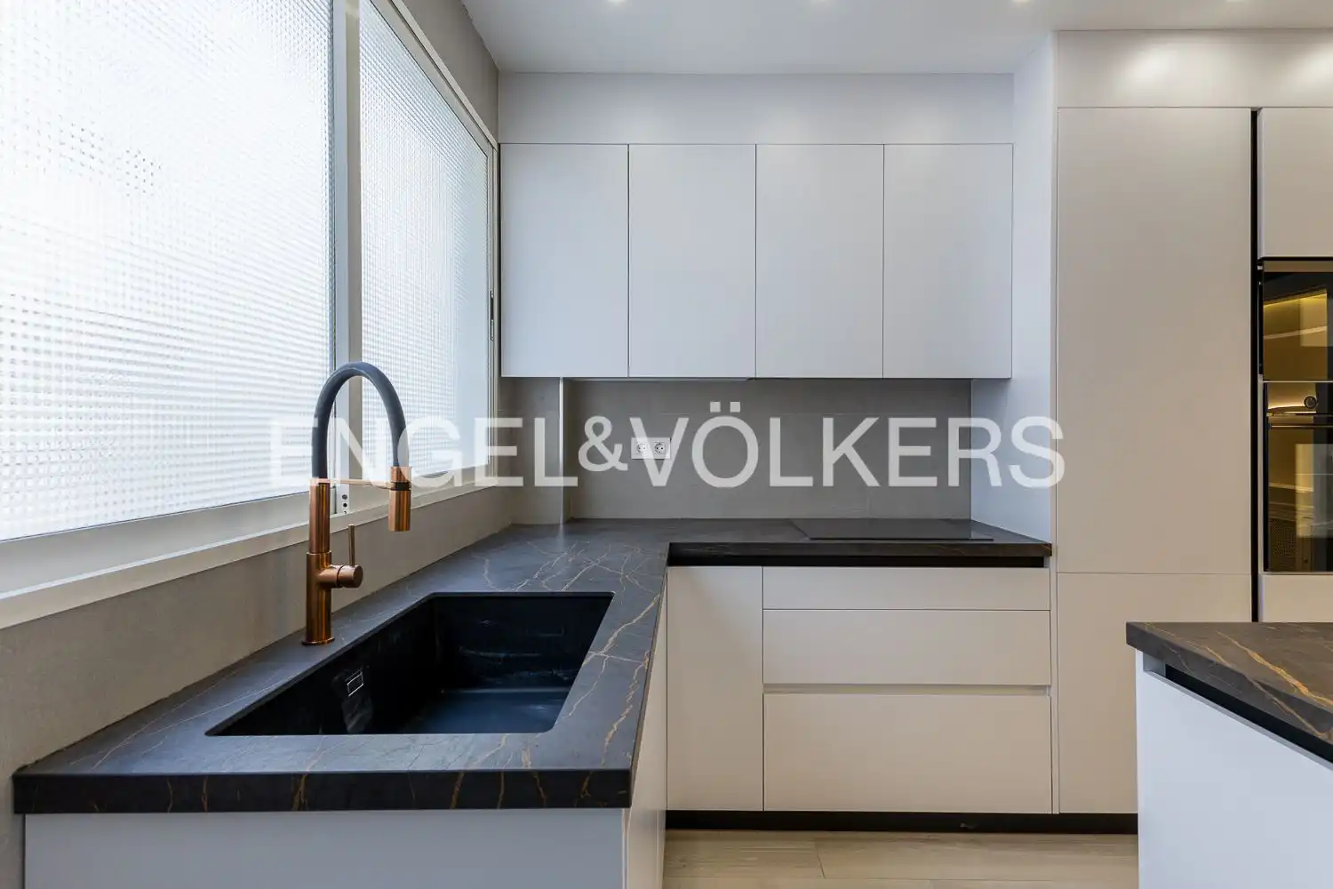 Cocina de Piso de alquiler en Valencia con Aire acondicionado, Calefacción y Terraza