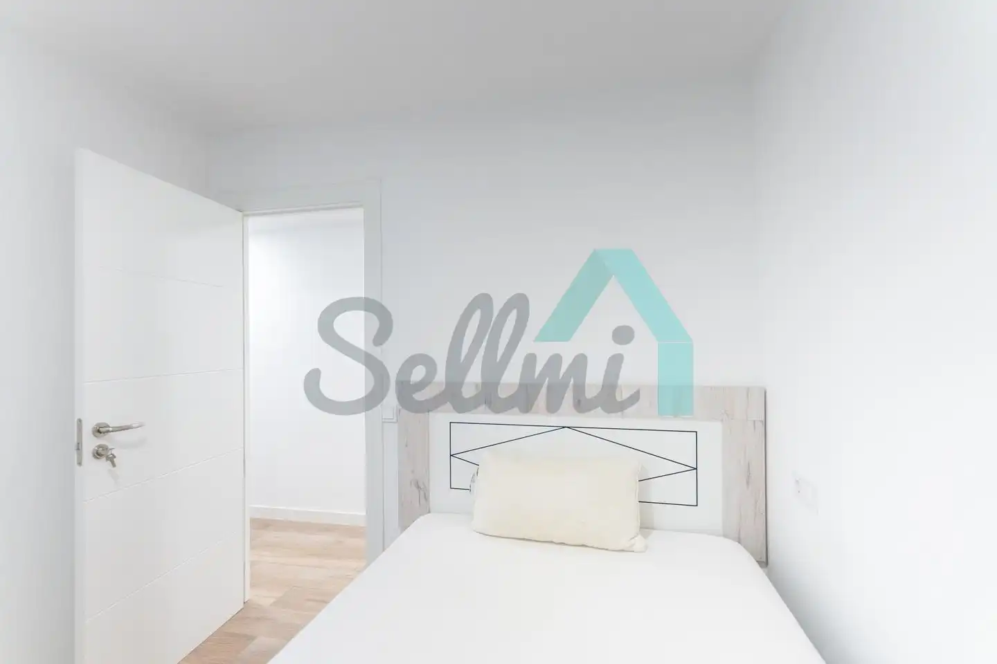 Schlafzimmer von Wohnung zur Miete in Oviedo  mit Heizung, Terrasse und Möbliert
