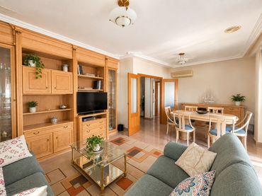 Piso con balcón en venta en Centro