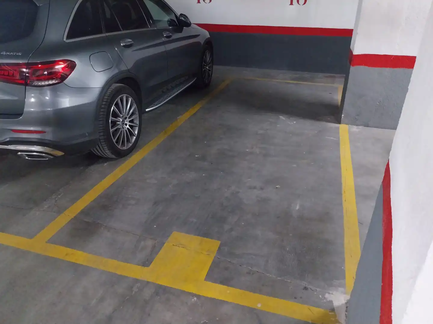 Parking de Piso en venta en Madrid con Aire acondicionado, Calefacción y Terraza