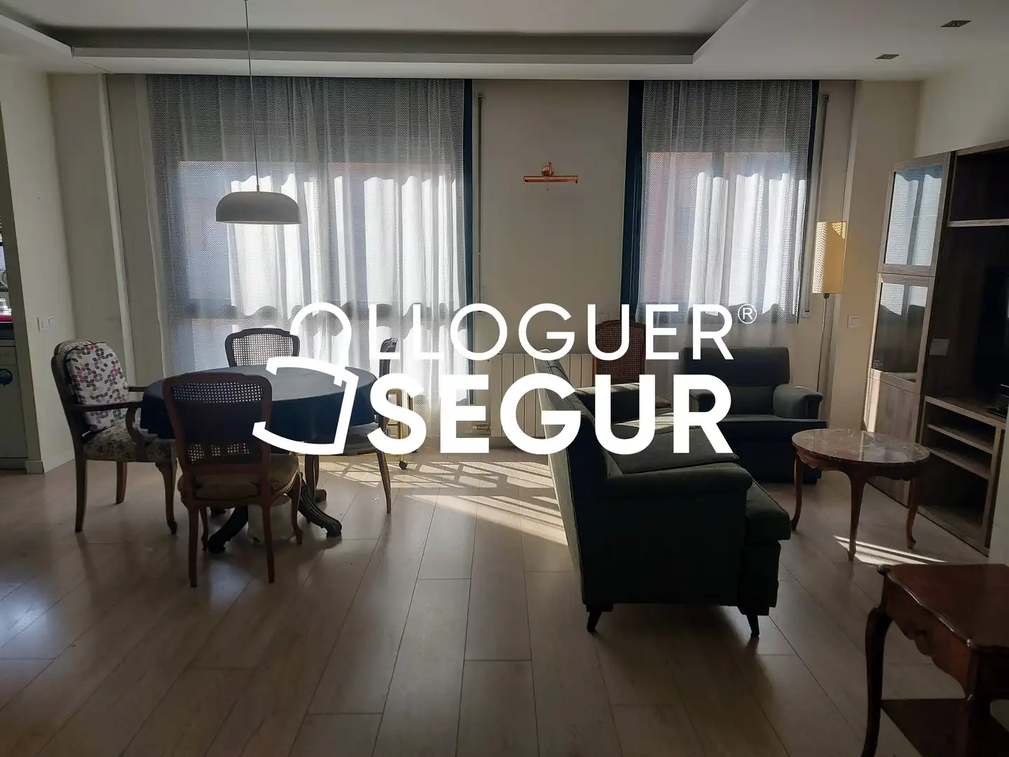 Wohnzimmer von Wohnung zur Miete in Barcelona mit Klimaanlage und Heizung