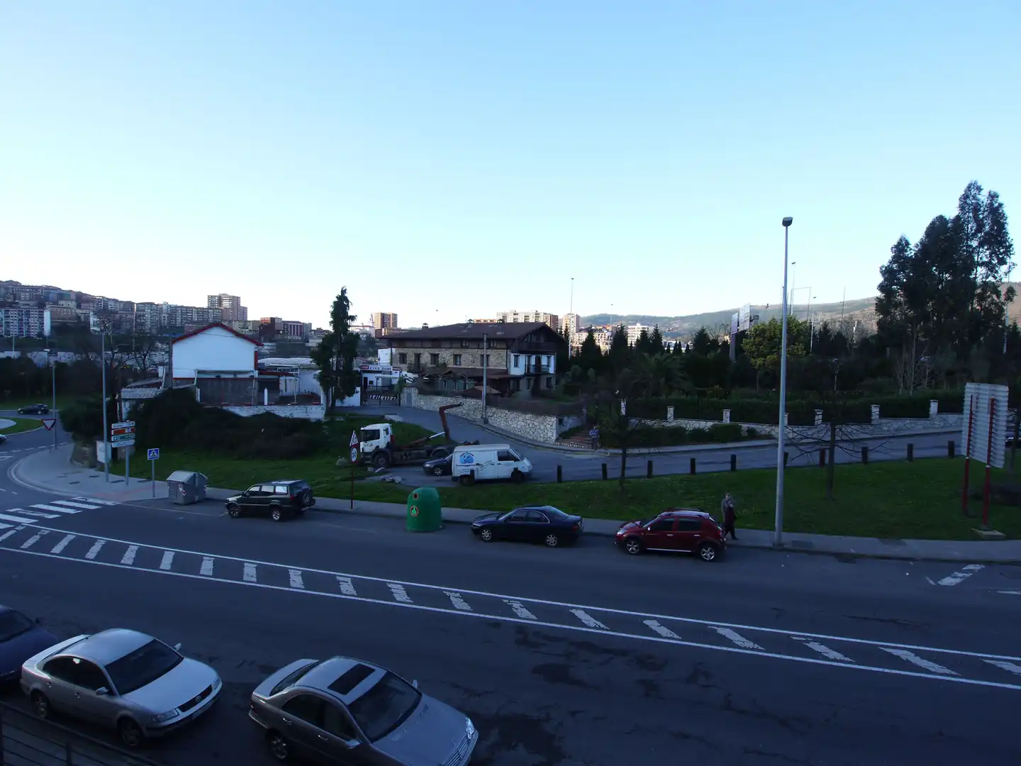 Vista exterior de Oficina en venda en Basauri 