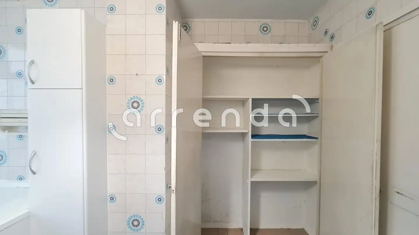 Dormitori de Pis de lloguer en Madrid amb Terrassa