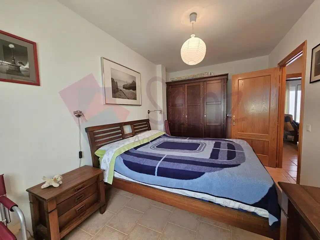 Dormitori de Casa adosada en venda en Galilea amb Calefacció, Jardí privat i Terrassa