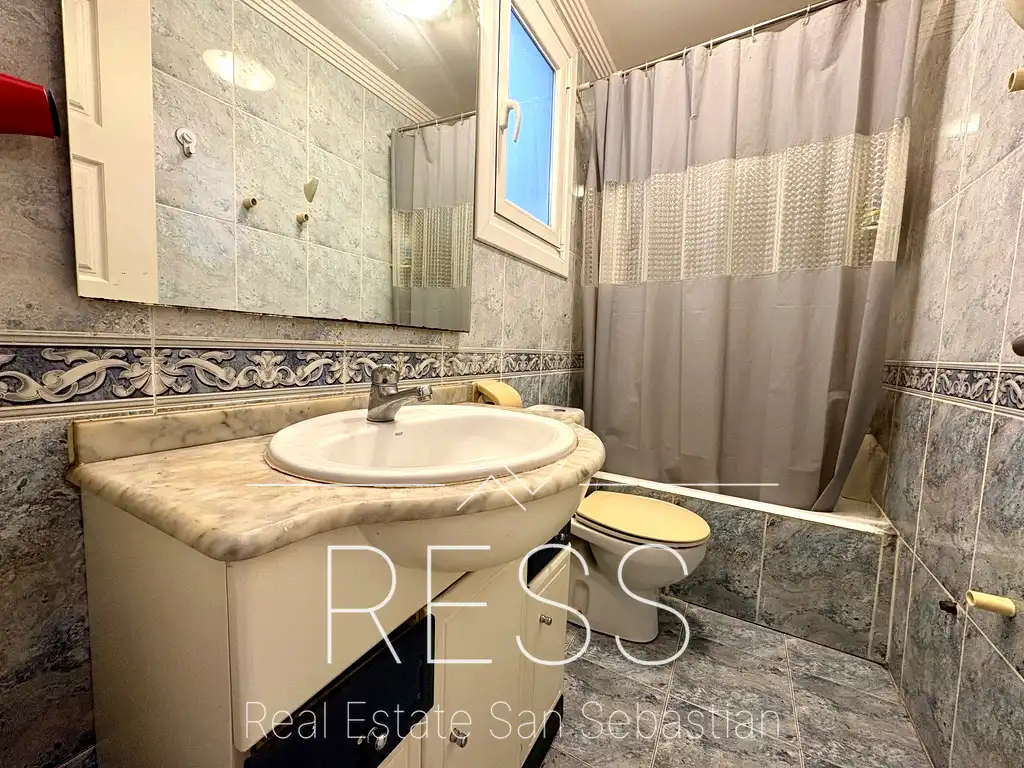 Baño de Piso en venta en Pasaia, Gipuzkoa