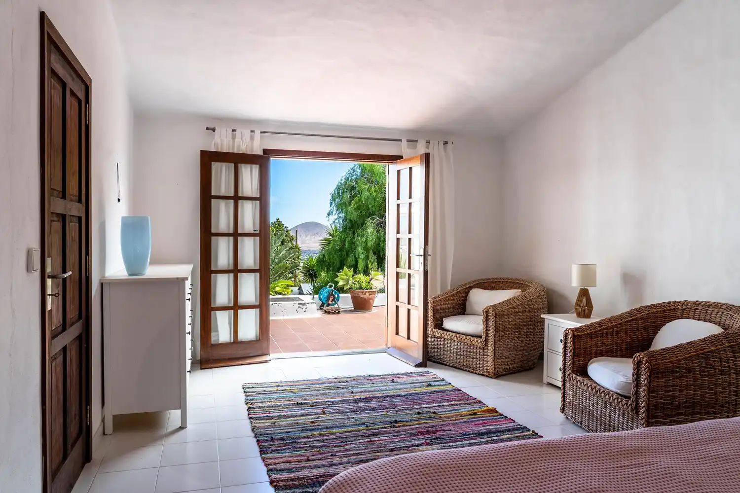 Dormitori de Casa o xalet en venda en Teguise amb Jardí privat, Terrassa i Moblat