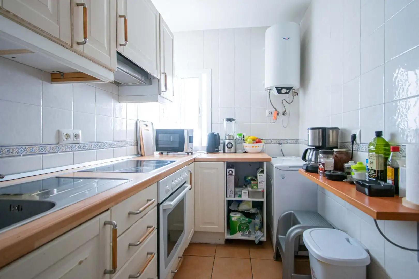 Kitchen of Flat for sale in Sevilla  with Air Conditioner and Terrace